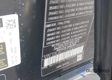 2022 Land Rover Range Rover Sport Svr/Svr Carbon Edition z USA, uszkodzony, nr VIN SALWZ2RE8NA799160